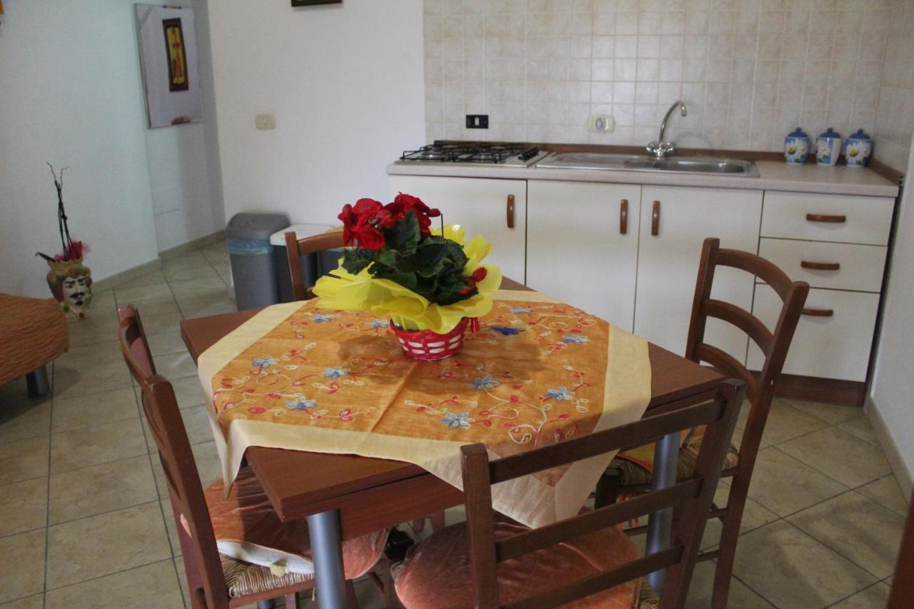Hibiscus Apartment Marausa Ngoại thất bức ảnh